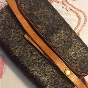 Louis Vuitton Belt Bag
